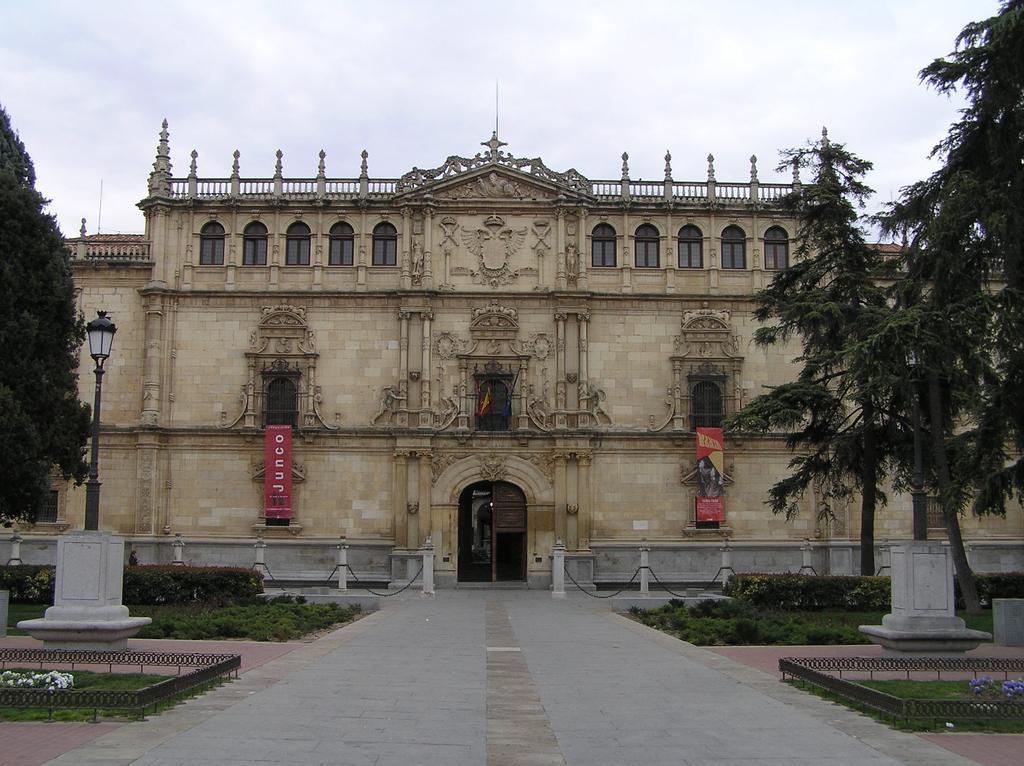 Hostal Jacinto Alcalá de Henares Eksteriør bilde