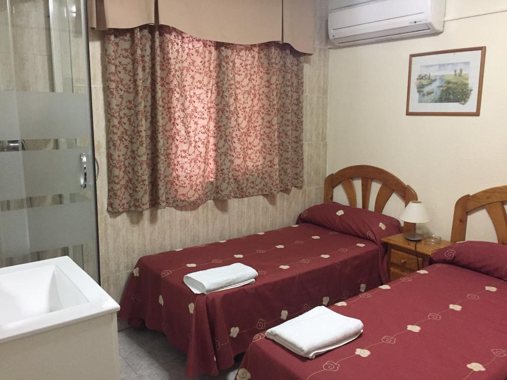 Hostal Jacinto Alcalá de Henares Eksteriør bilde