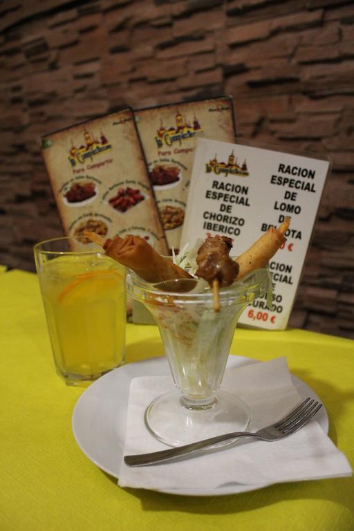 Hostal Jacinto Alcalá de Henares Eksteriør bilde