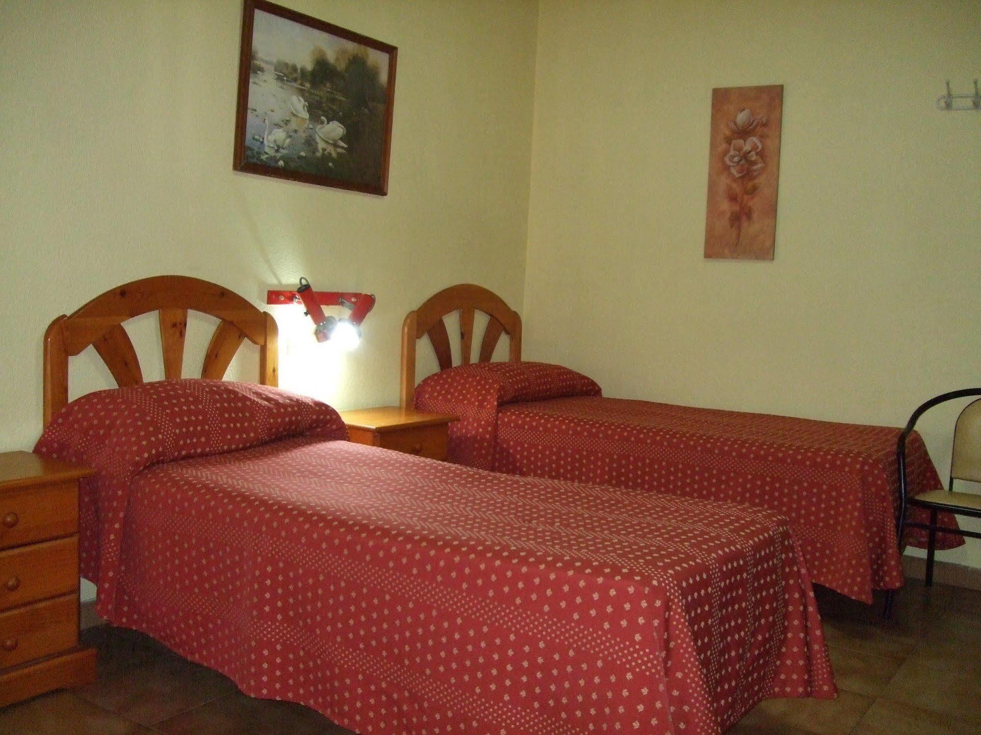 Hostal Jacinto Alcalá de Henares Eksteriør bilde